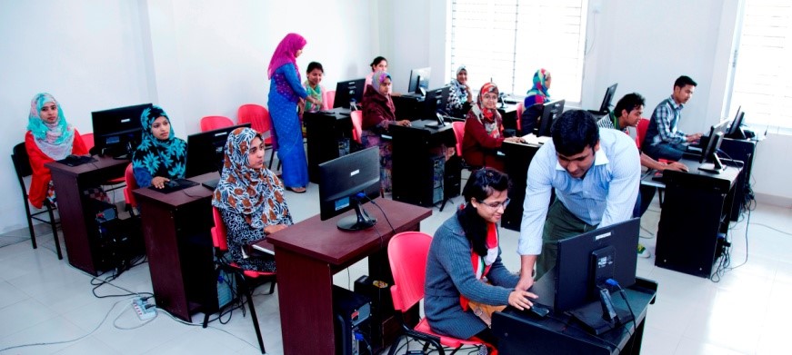 কম্পিউটার ল্যাব